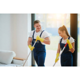 Equipe Especializada em Limpezas Pesadas